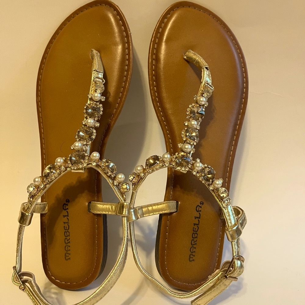 Sz 9 City Lights Bling Sandals Gold Metallic Rhinestone & Pearl Thong - Picture 5 of 13